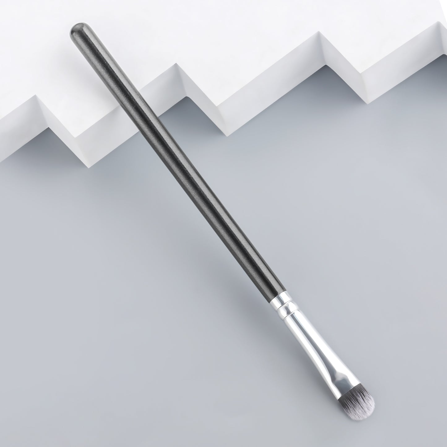 Ronshadow Precision Concealer Brush - Hide Dark Circles & Spots with Ease