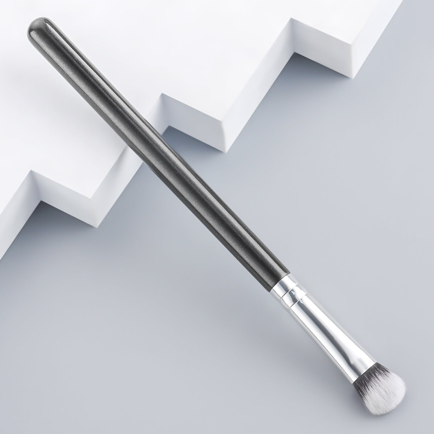 RONSHADOW JUMBO Shadow Brush 5-Second Lid Master | Ditch 3 Brushes for THIS Cloud-Blend Wizard