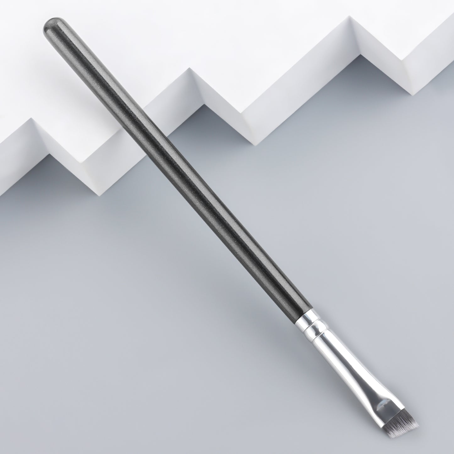 Ronshadow Sharp Eyebrow Brush - High-Quality Wooden Handle Makeup Brush for Smooth Eyebrows