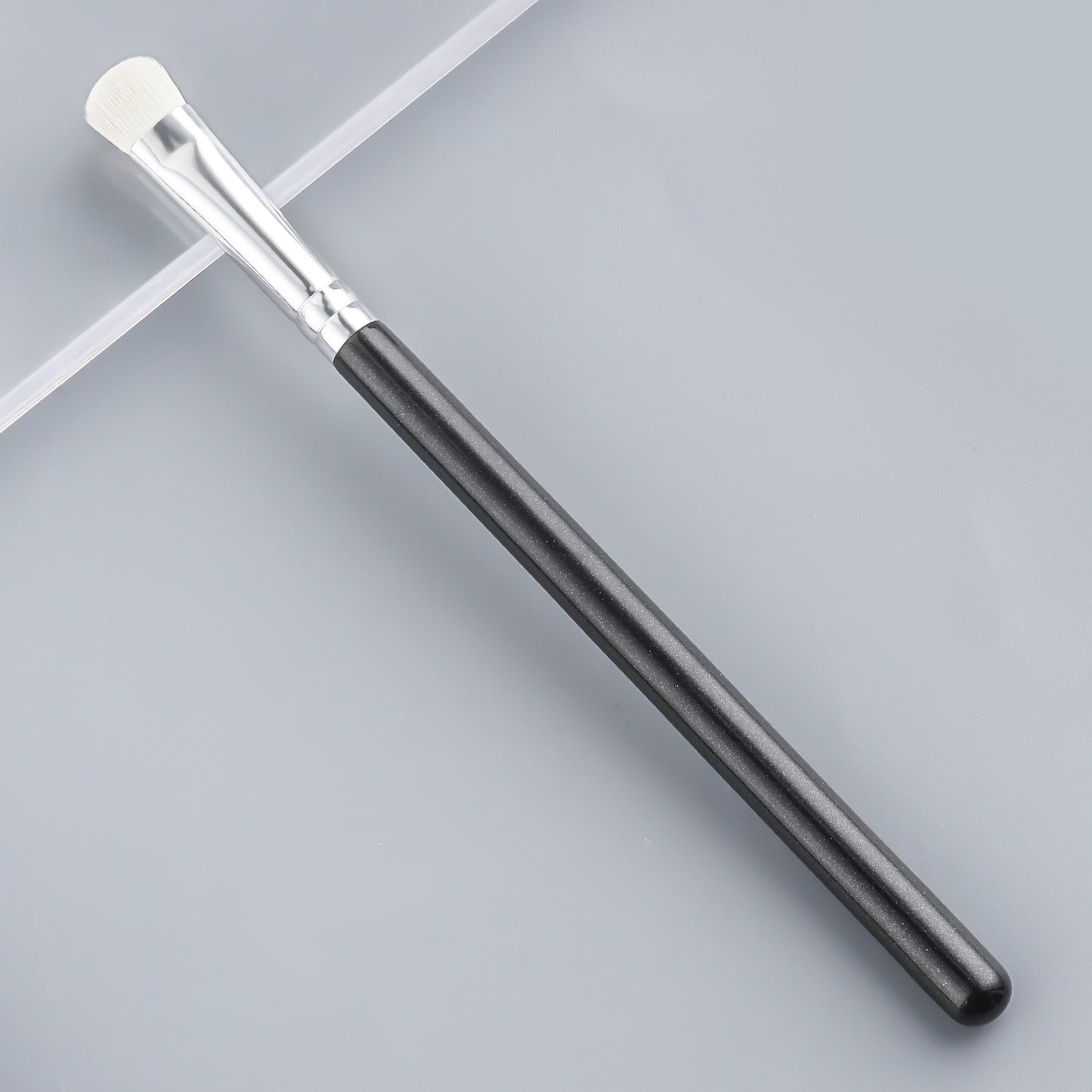 RONSHADOW Crease Blender Brush Hooded Eye Hero | 10-Second Smoke & Vanish Technique