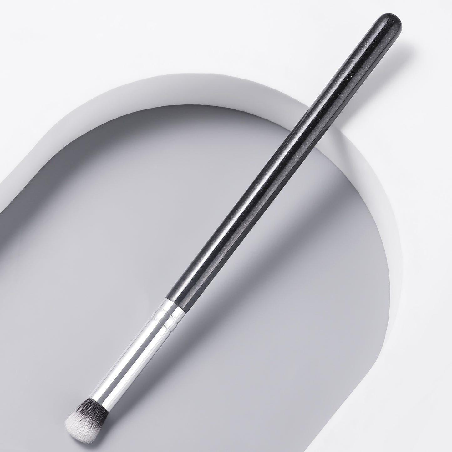 RONSHADOW Cloud-Dome Brush 3D Filter in a Stick | Blur Pores, Hooded Creases & Harsh Lines in 1 Swirl