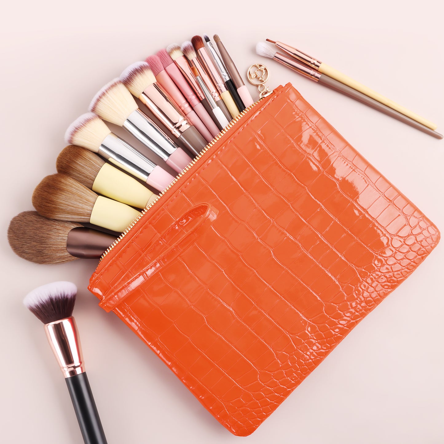 RONSHADOW Textured Embossed Makeup Bag | A Portable Luxury Beauty Toolkit