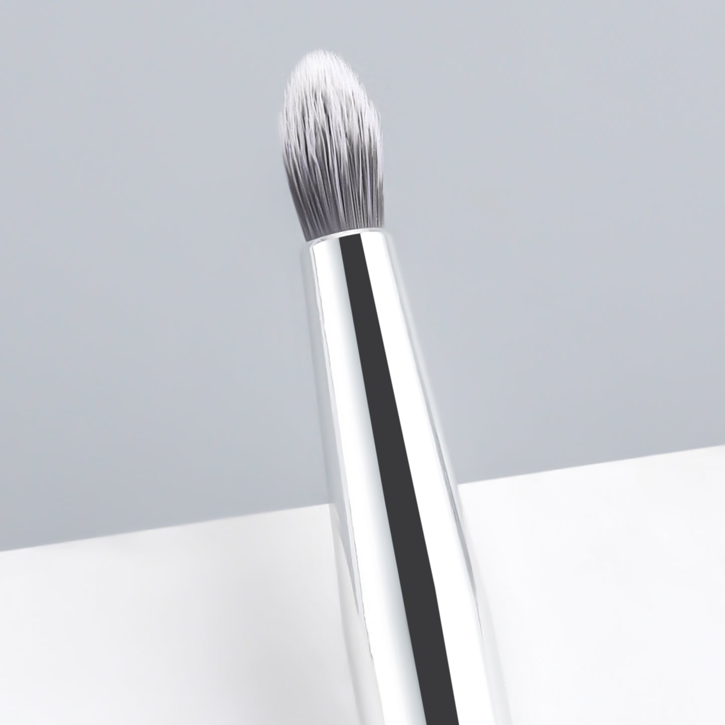 Ronshadow Detail Brush - Precision Makeup Tool for Eyes & Face