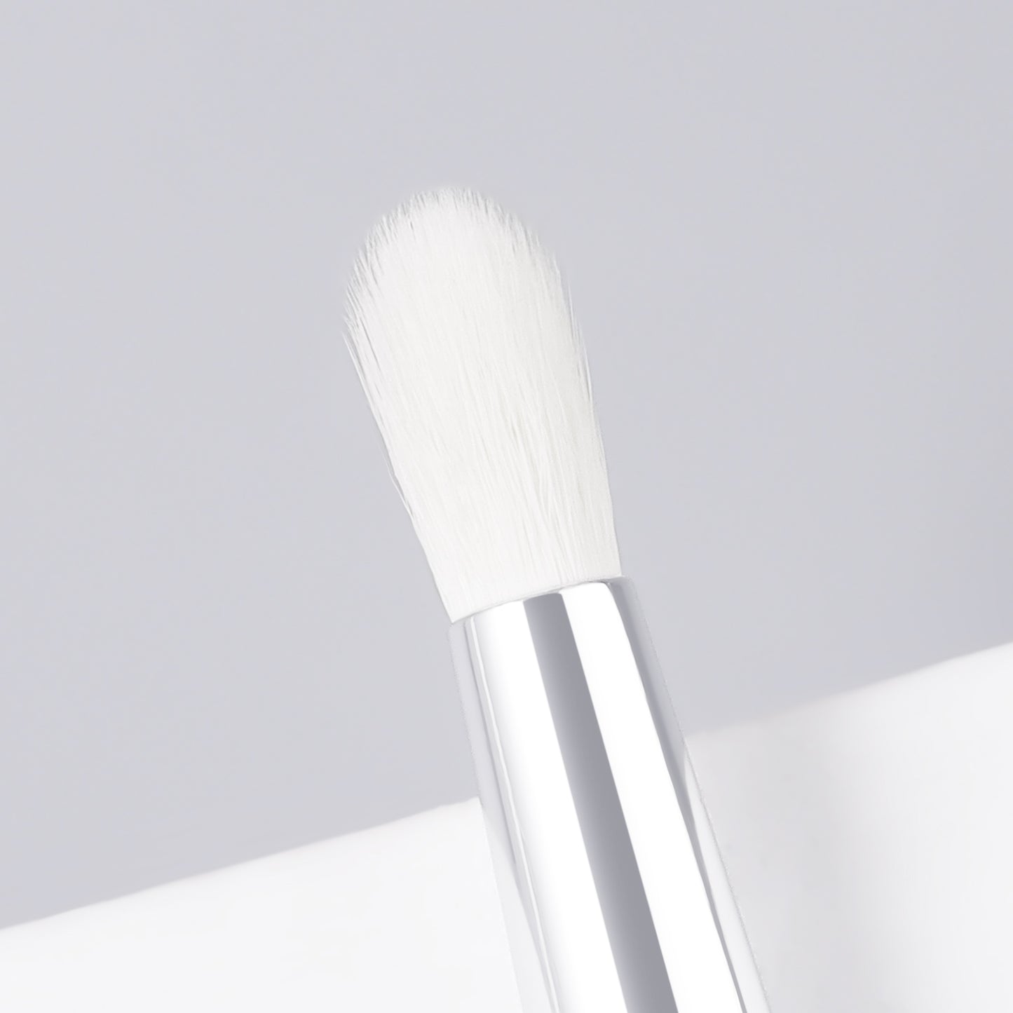 RONSHADOW Micro-Blur Brush Neuron-Accurate Diffuser | Where Harsh Lines Go to Die