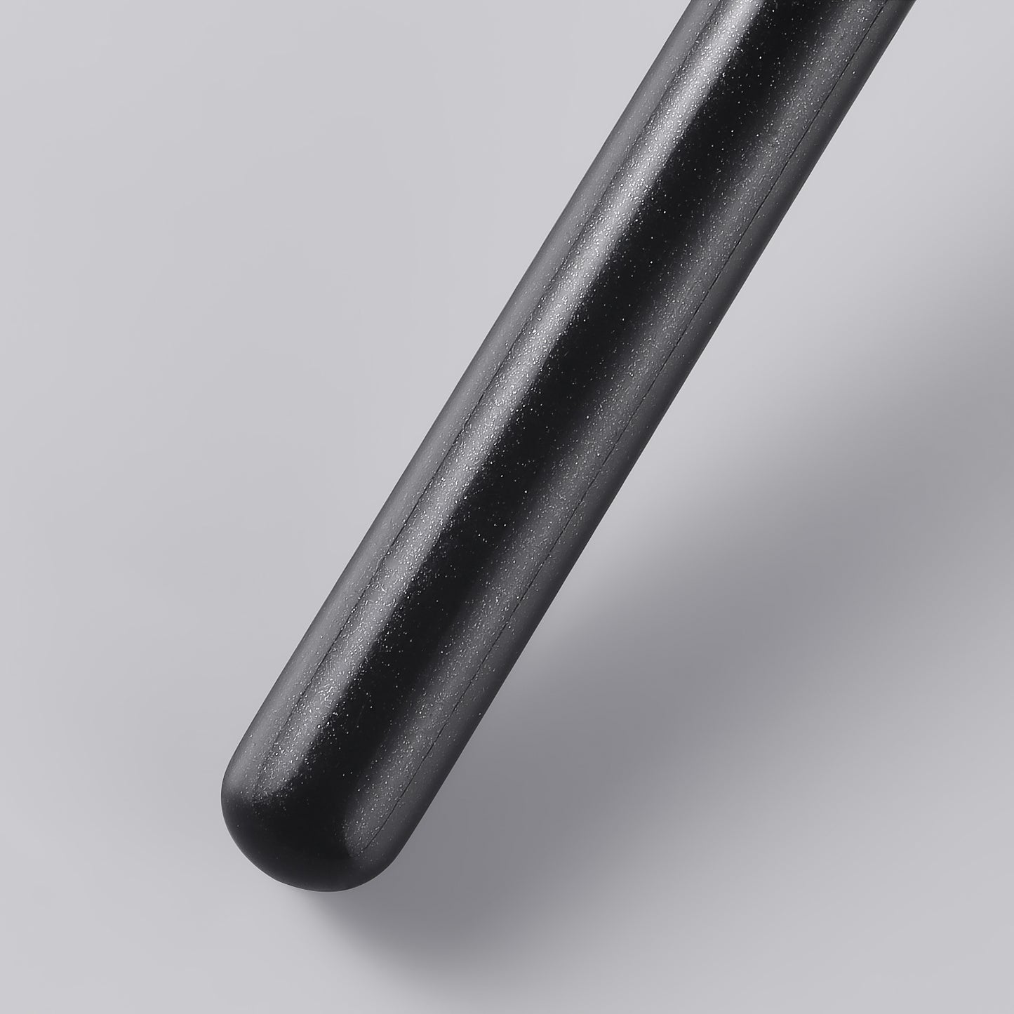 RONSHADOW Nose Contour Brush |High quality wood handle + aluminium ring - Skin-friendly nylon bristles - Precise contouring of nose shape