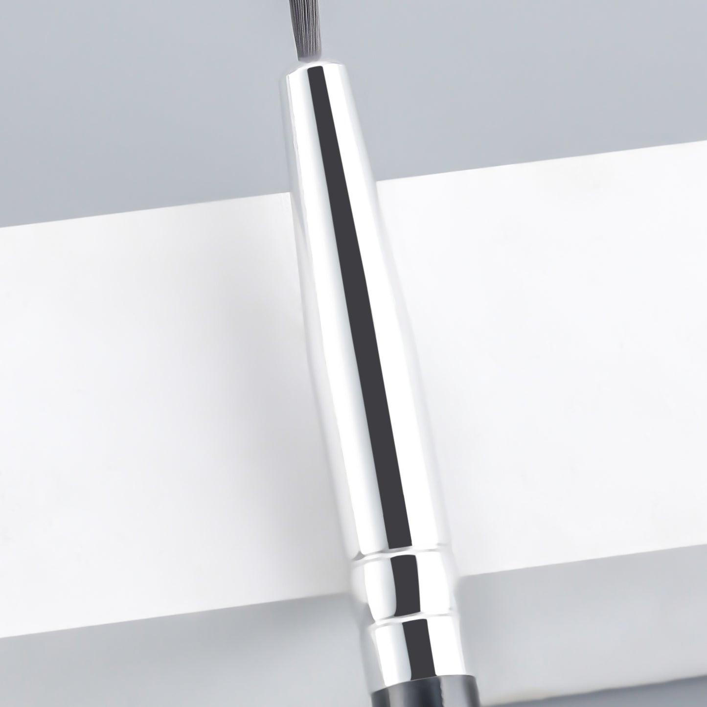 Ronshadow Fine Eyeliner Brush - Precision Eye Makeup Tool with Wooden Handle