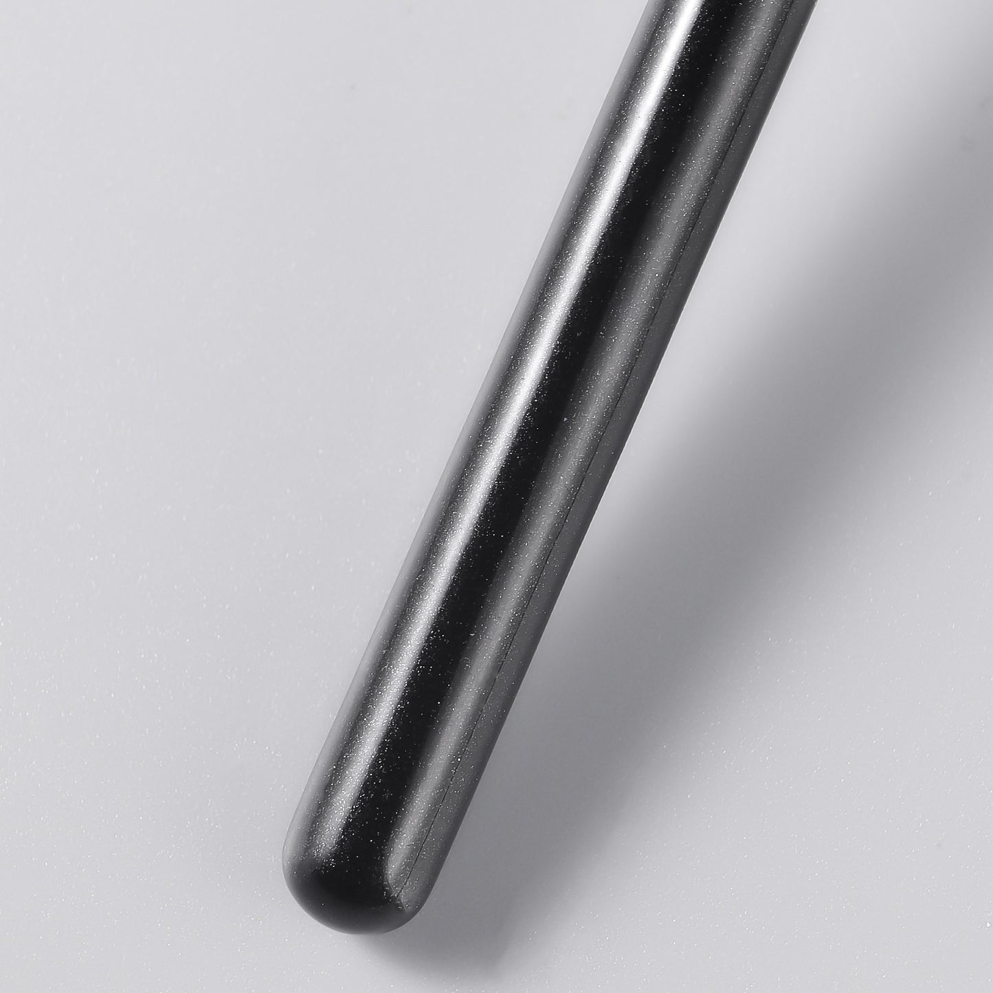RONSHADOW Fan Brush Your Secret Weapon for Lit-from-Within Glow! | Travel-Sized Radiance Booster