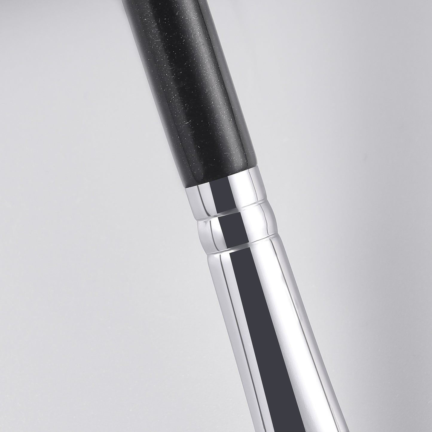 RONSHADOW Fan Brush Your Secret Weapon for Lit-from-Within Glow! | Travel-Sized Radiance Booster