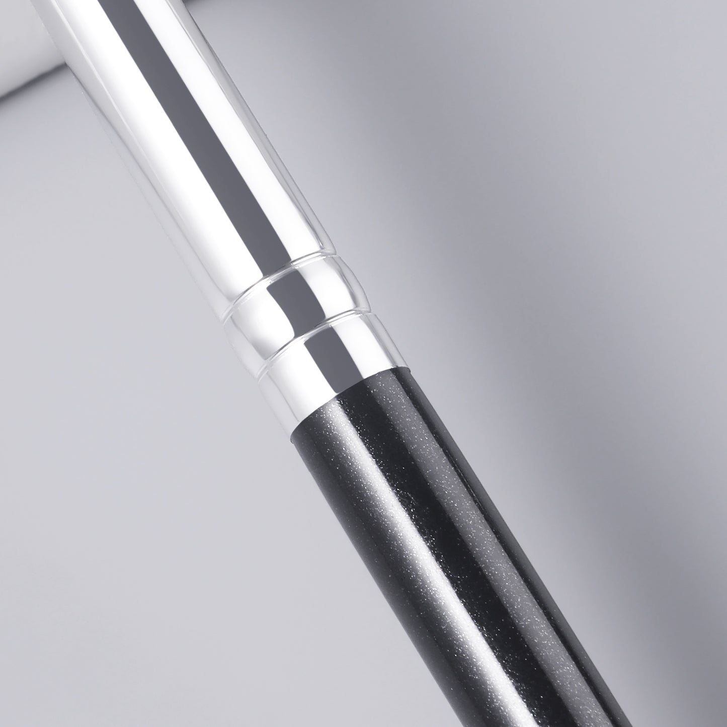 RONSHADOW Micro-Blur Brush Neuron-Accurate Diffuser | Where Harsh Lines Go to Die