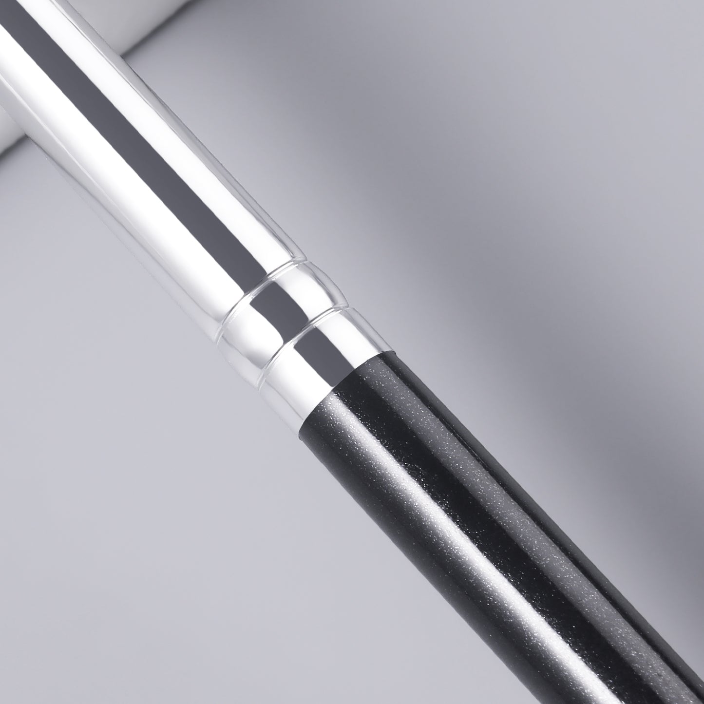RONSHADOW Precision Blending Brush | High-Quality Wood-Handle Makeup Brush | Detail Blending Beauty Tool