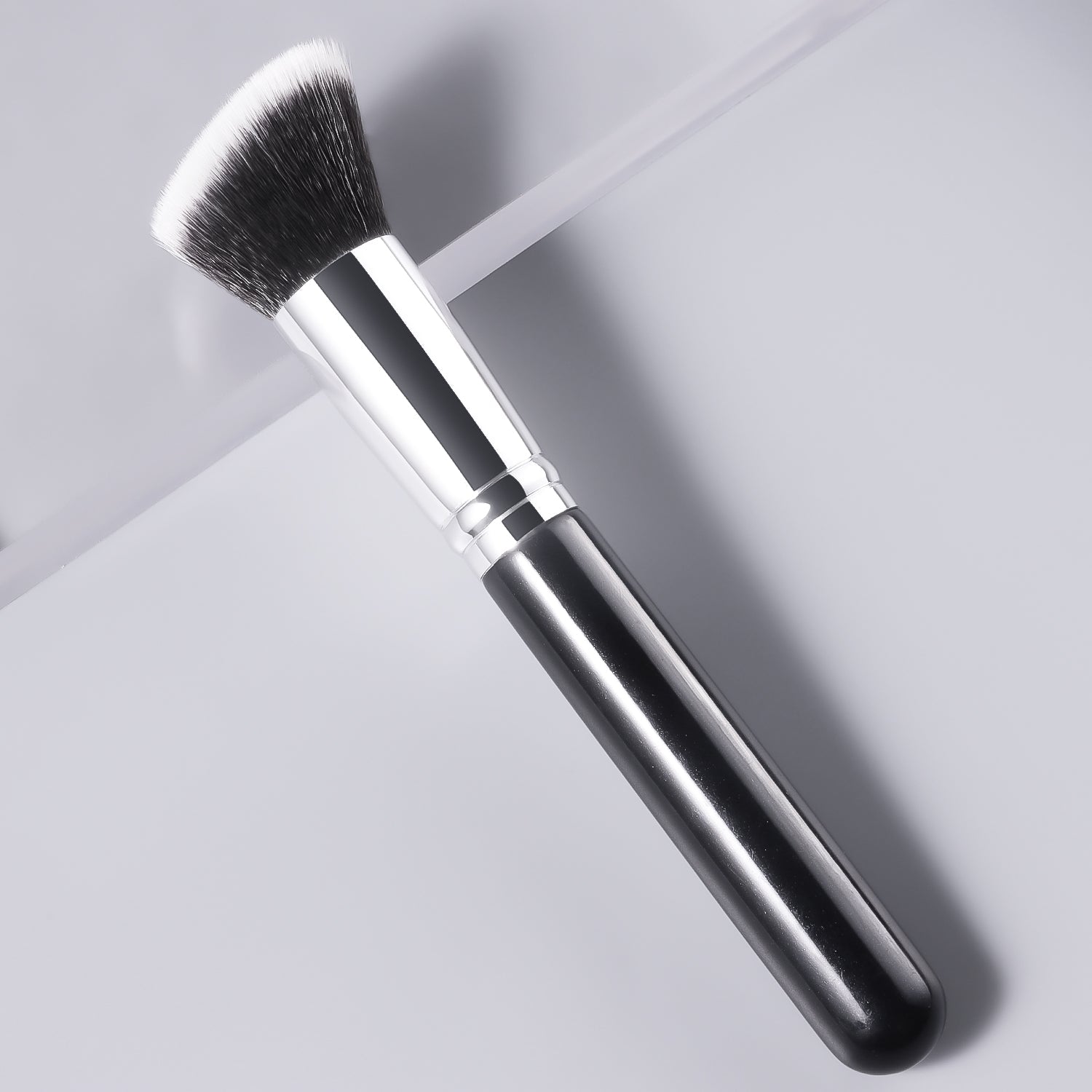 cosmetic brush