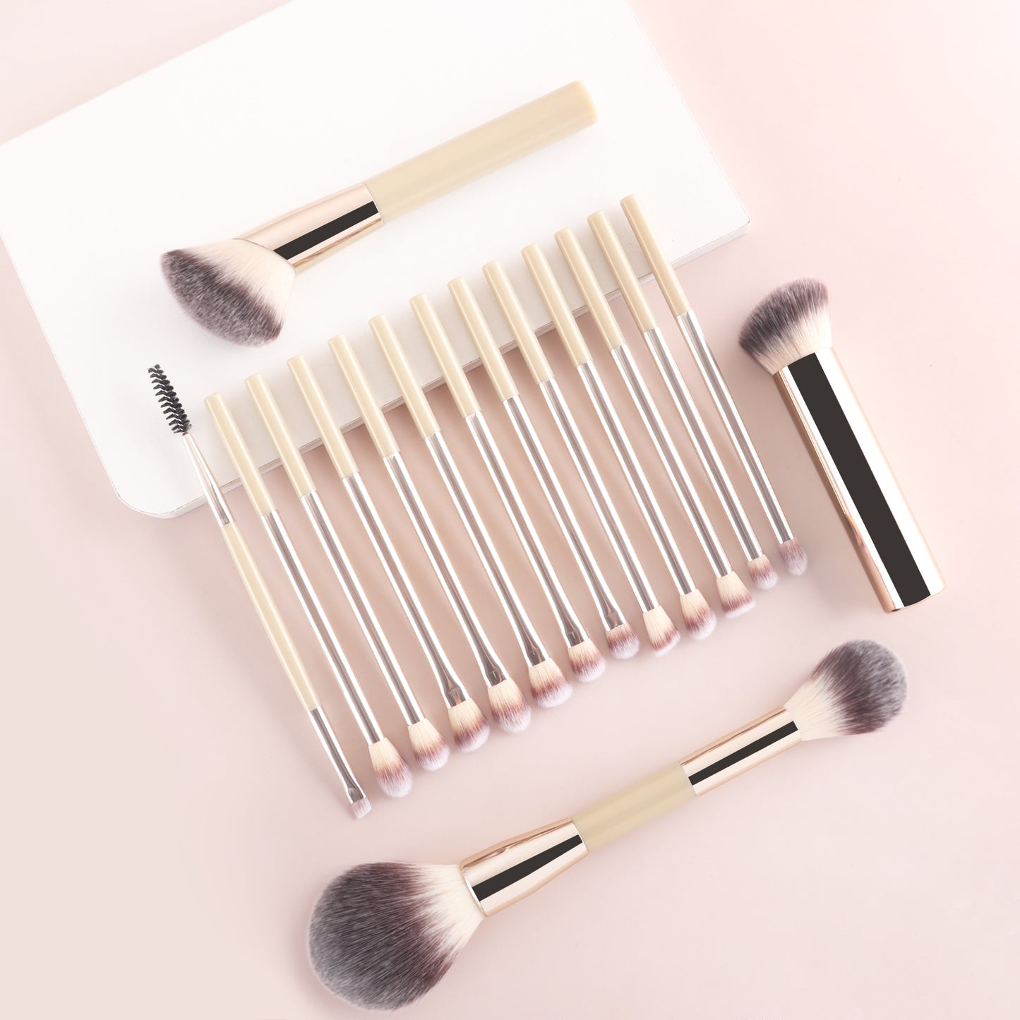 LIMITED-TIME DEAL! Ronshadow 16-Piece Makeup Brush Set