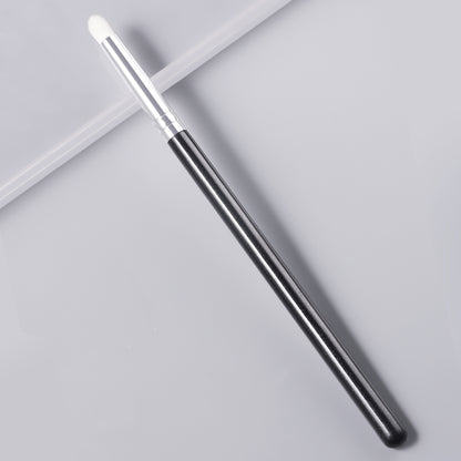 RONSHADOW Precision Blending Brush | High-Quality Wood-Handle Makeup Brush | Detail Blending Beauty Tool