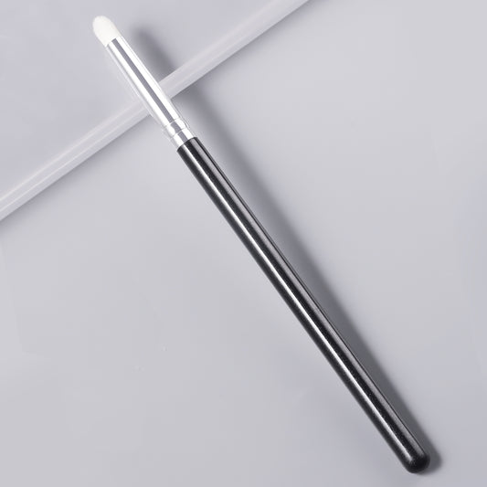 RONSHADOW Precision Blending Brush | High-Quality Wood-Handle Makeup Brush | Detail Blending Beauty Tool