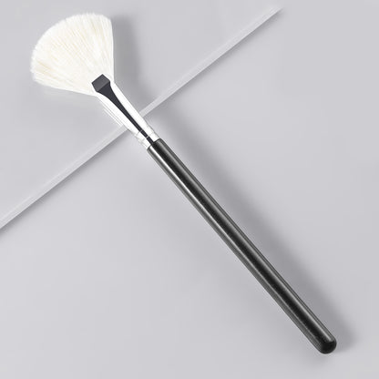 RONSHADOW Fan Brush  Your Secret Weapon for Lit-from-Within Glow! | Travel-Sized Radiance Booster