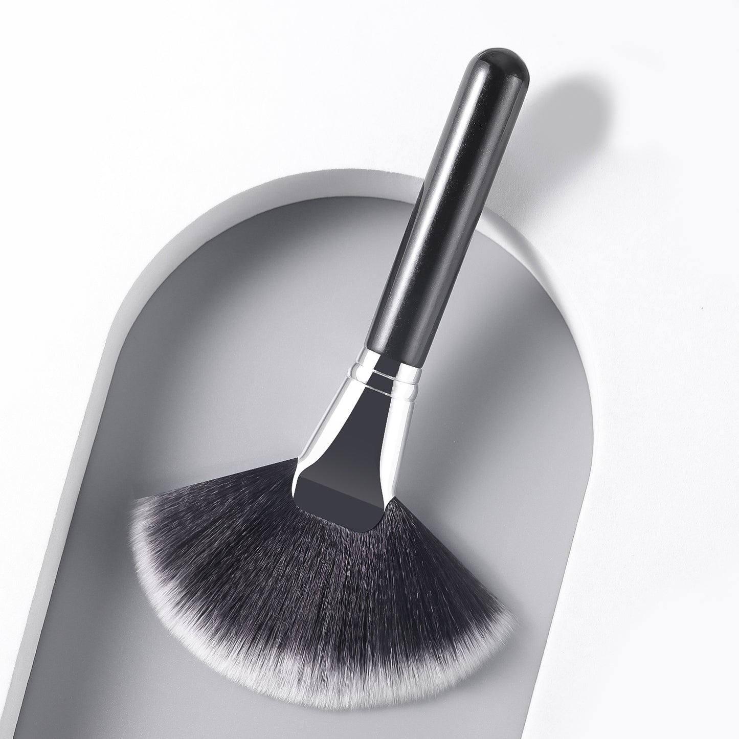 RONSHADOW Large Fan-Shaped Loose Powder & Powder Brush