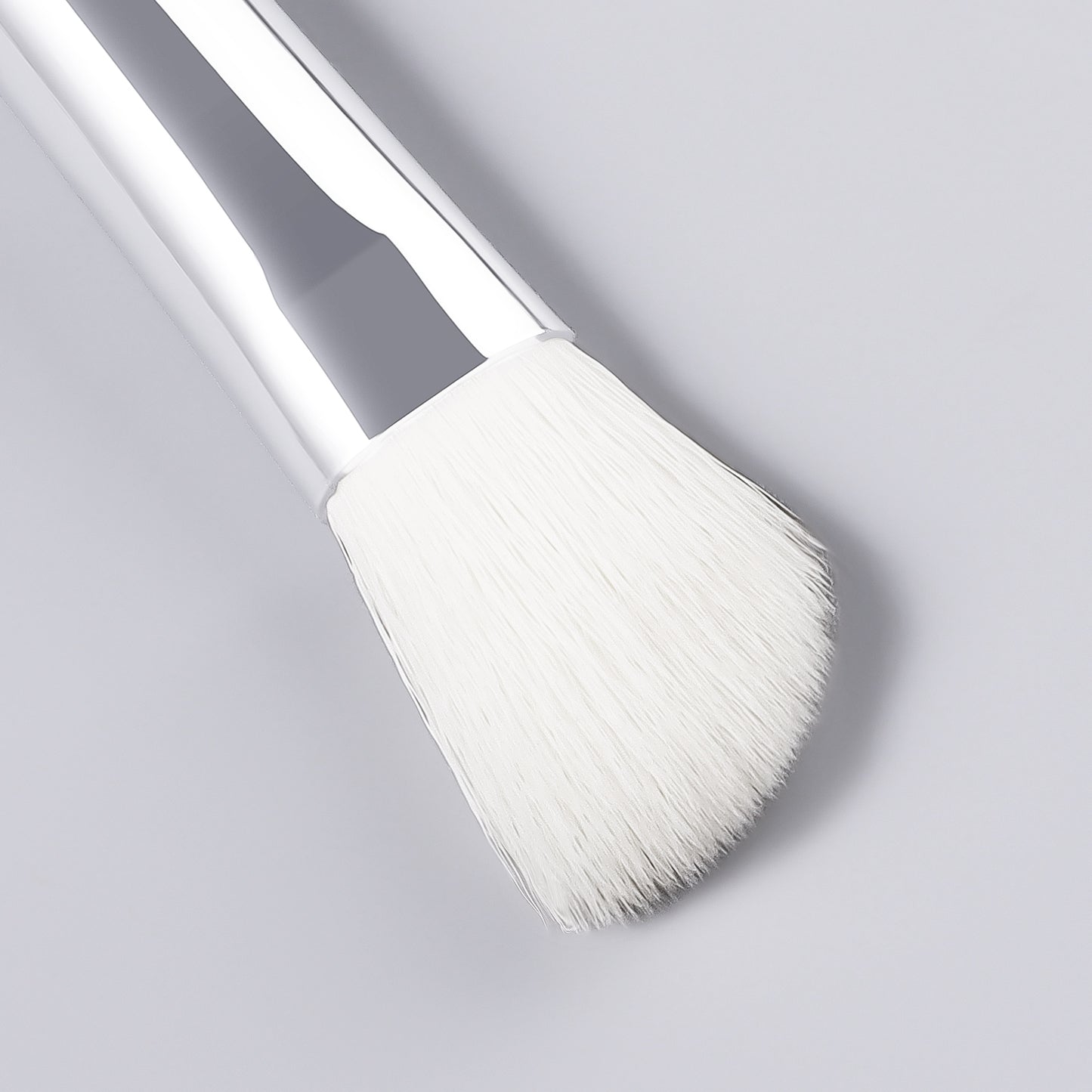 RONSHADOW Curved Smudge Brush  Effortless Smoky Blend & Soft Definition