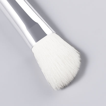 RONSHADOW Curved Smudge Brush  Effortless Smoky Blend & Soft Definition